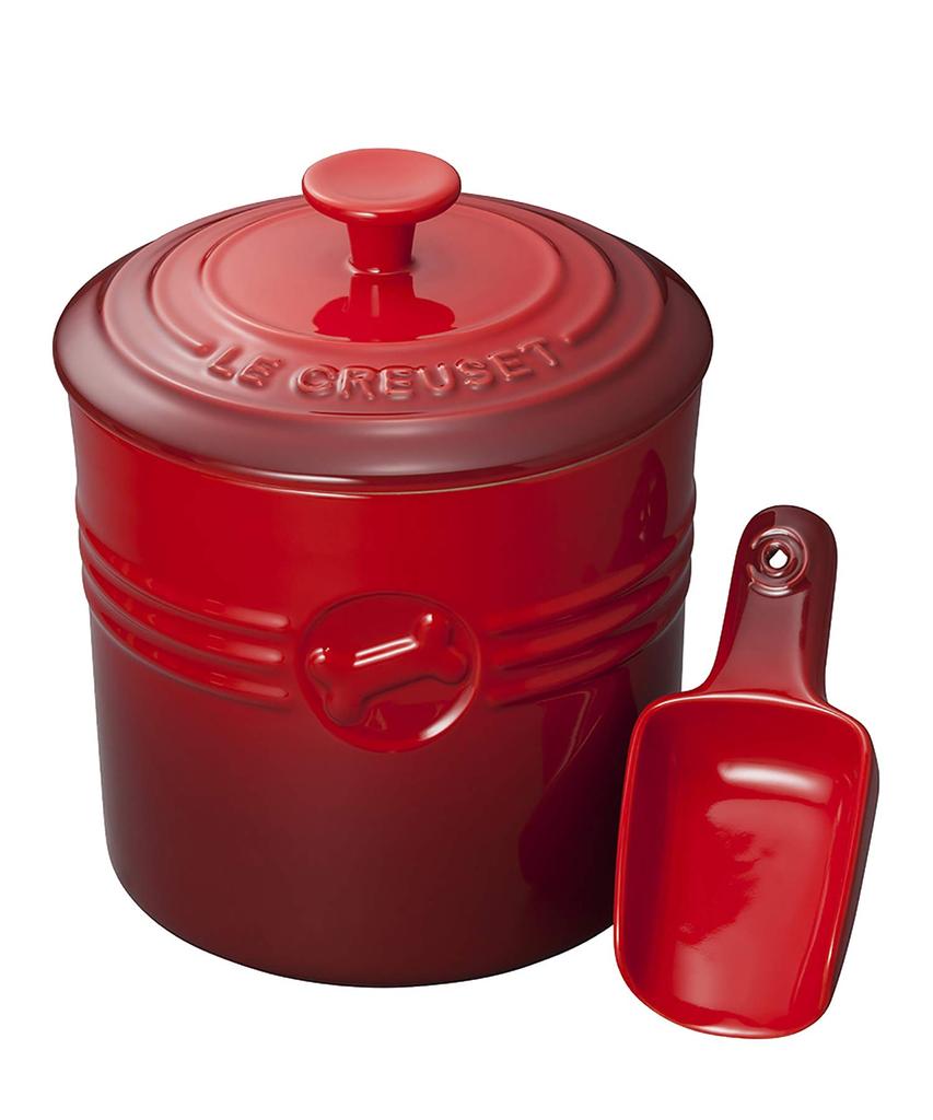 Le Creuset Pet Food Container (with Scoop) for Dogs and Cats, Cherry Red [Official Product in Japan]