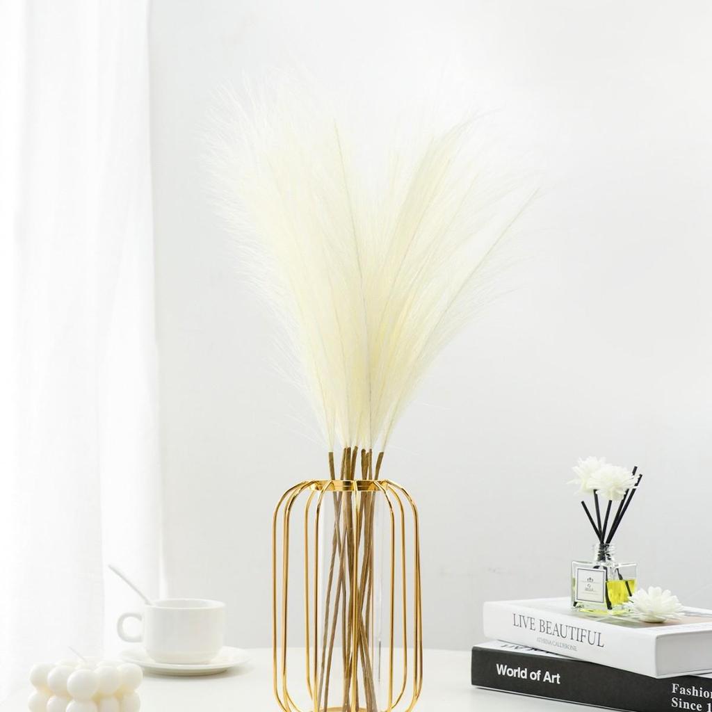 Six-Pronged Artificial Pampas Grass Flowers for Home Decoration and Wedding Props