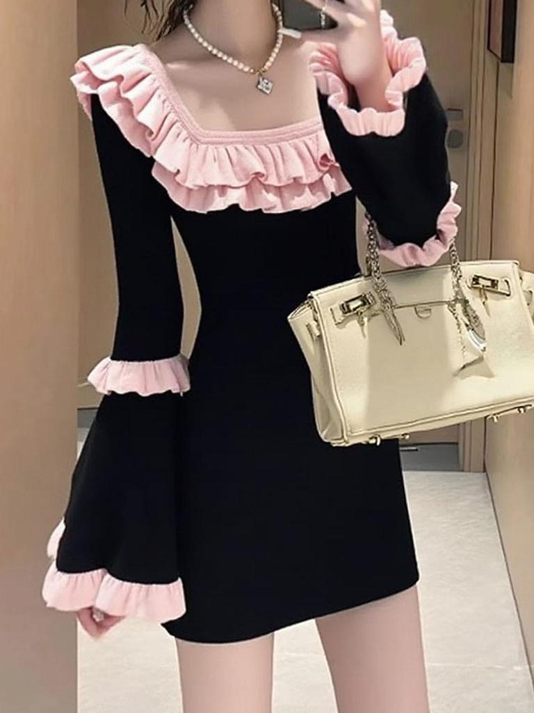 Chic Black Knit Dress with Lace Collar and Bell Sleeves - Women's 2025 Autumn/Winter Waist-Cinched Short Skirt
