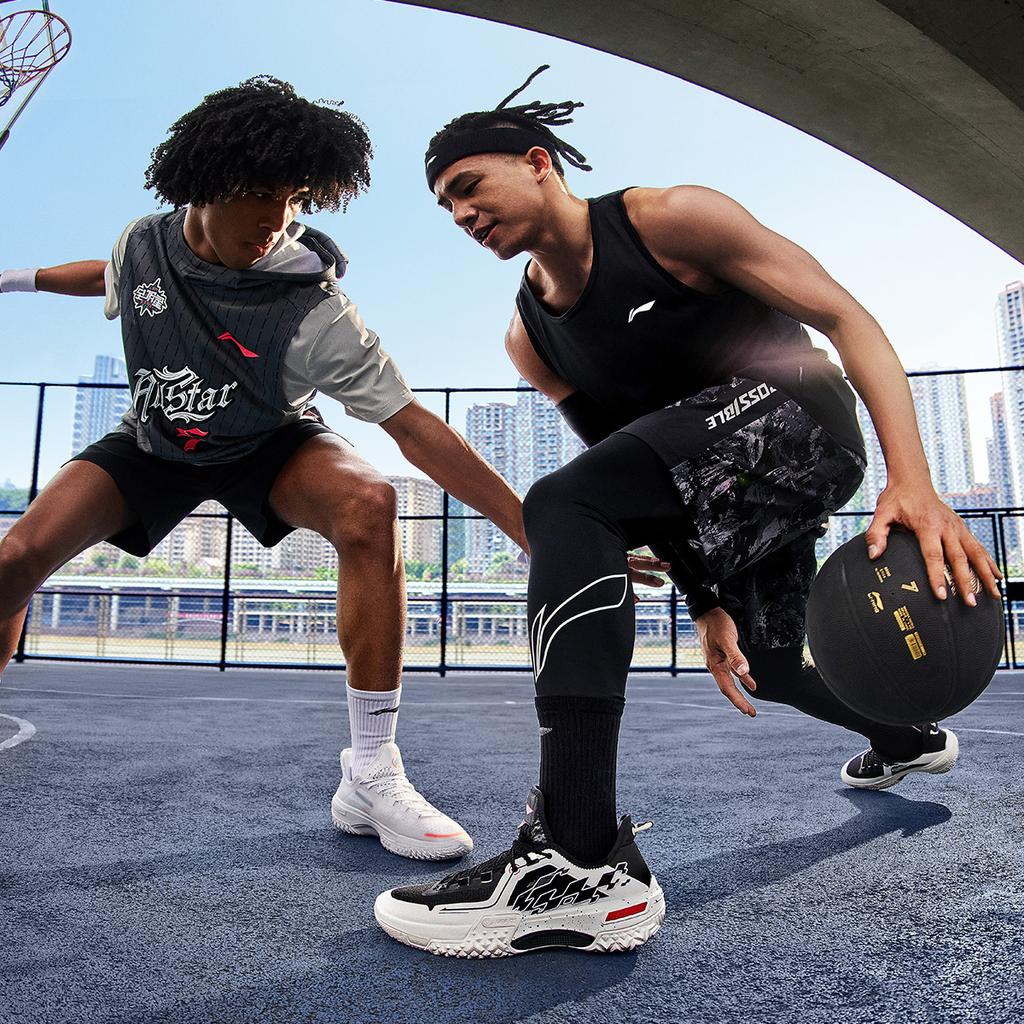 Li Ning Jie Ao, Black Flame Cushioning Slip Resistant Abrasion Resistant Low top Basketball Shoes Men's Black White ABFU019-6