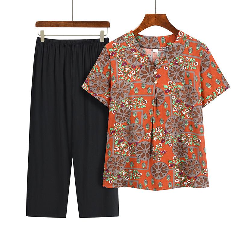 Summer Print Two-Piece Set for Middle-Aged and Elderly Women: Short-Sleeved Top and Grandma Style Outfit