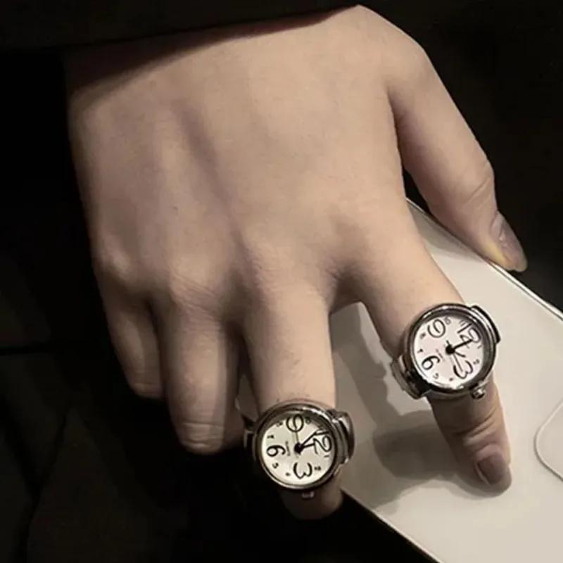 1 Pc Women Men Fashion Mini Ring Watch Vintage Personalized Quartz Finger Watch Rings Jewelry Gifts Accessories