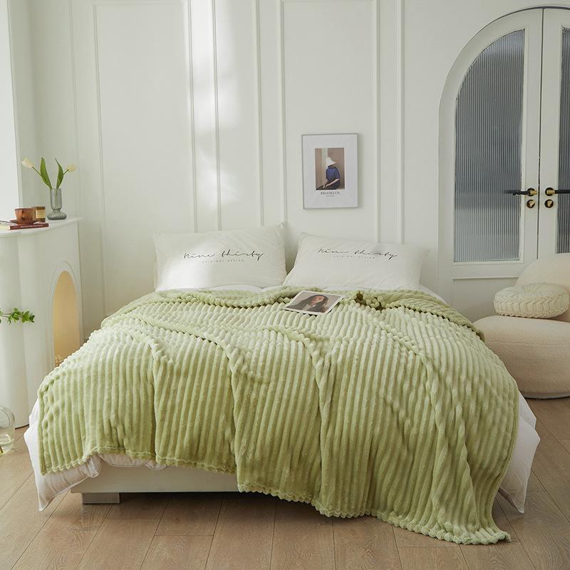 Luxury Thick Milk Velvet Extra Wide Ribbed Wool Blanket Autumn And Winter Thick Kindergarten Blanket And Office Nap Blankets