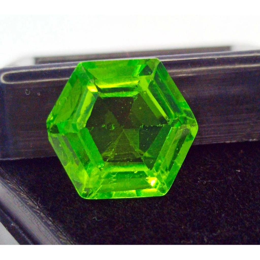 Green Peridot Natural 11-13 Ct Hexagon Cut Beautiful Loose Gemstone
