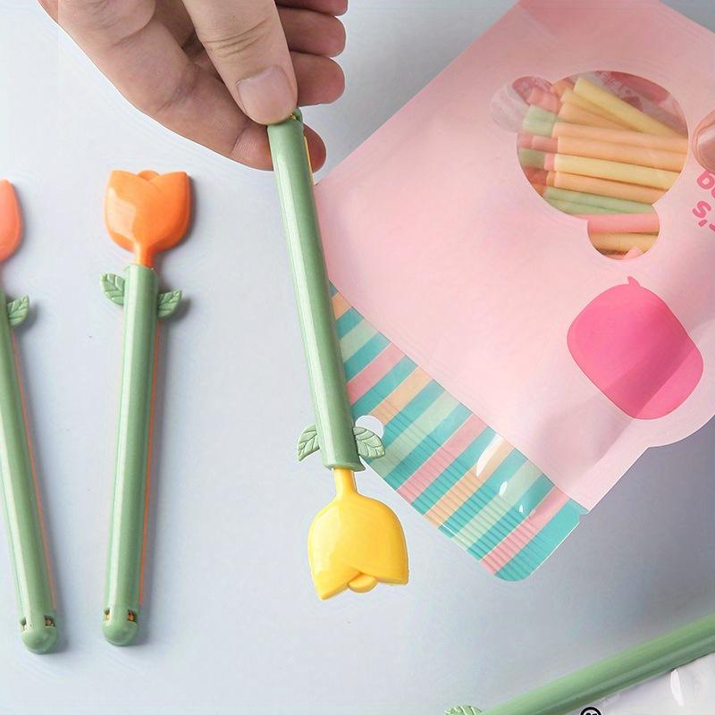 8Pcs Tulip Food Sealer Clips, Reusable Moisture Resistant Clamps for Snack Cereal Lunchbox Household Storage