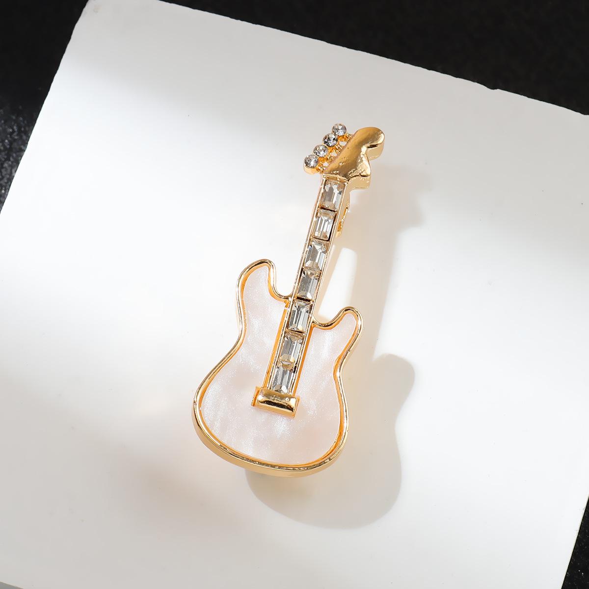 Rhinestone Musical Instrument Brooch Guitar Brooch Men s and Women s Suit Buckle Accessories Personalized Collar Pin