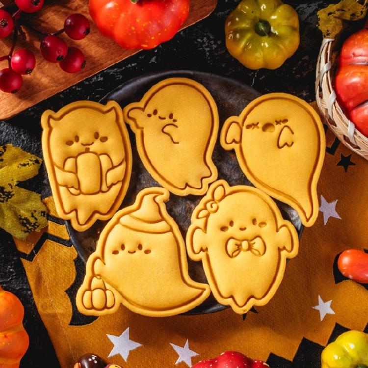 5Pcs Halloween Themed Cookie Cutter Set Halloween Biscuits Molds Set Eerie Specters Shape Biscuits Silicones Molds