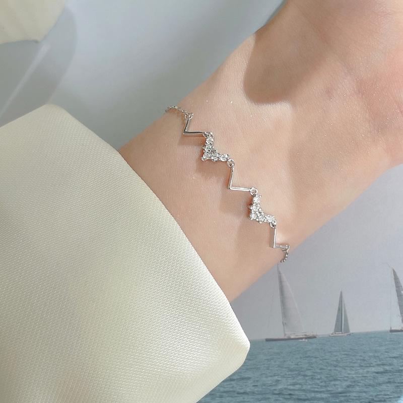 Heart rate geometric wave bracelet women's simple niche design advanced temperament cold wind light luxury