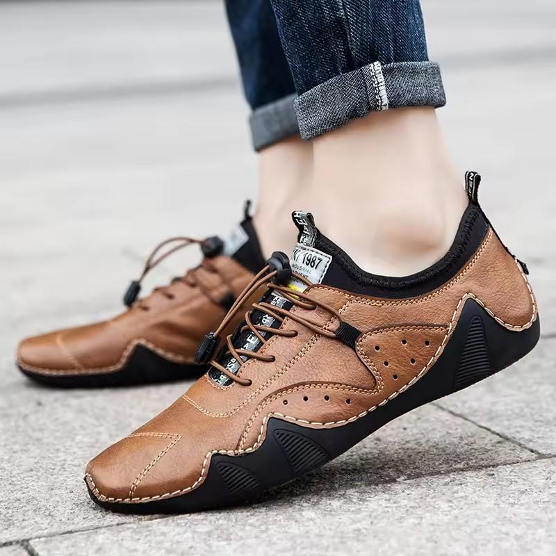 Men's High Quality Casual Shoes Breathable Perforated Fashionable Lace Up Shoes Lightweight Comfortable Versatile Walking Shoes
