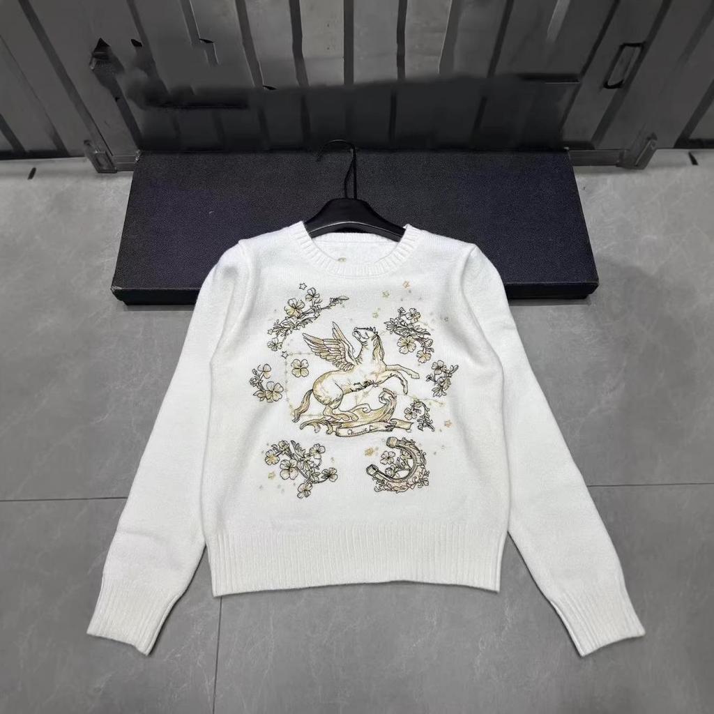 D Family Spring Pegasus Embroidery Knit Pullover - Age-Reducing Casual Long Sleeve Garden Top