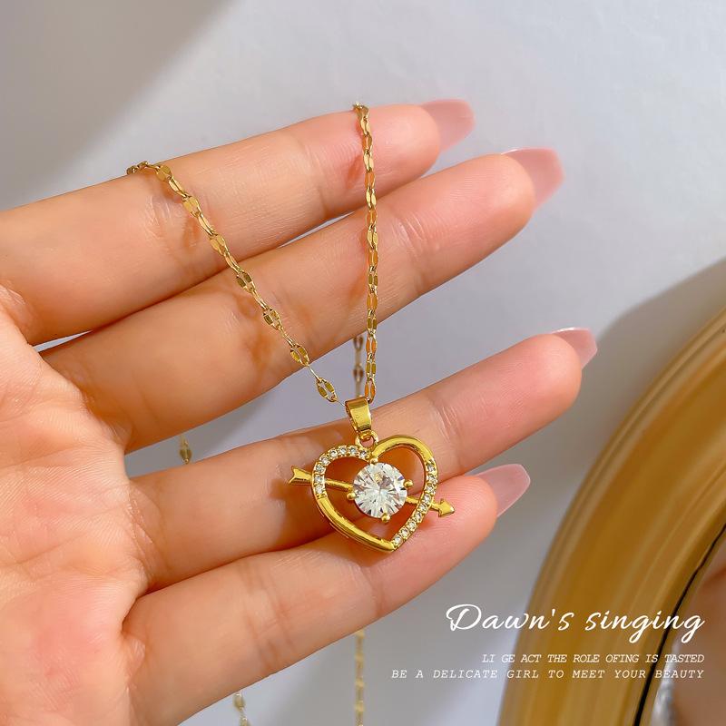 Arrow Through The Heart Temperament Japanese And Korean Sweet Wind Gift Necklace Versatile Collarbone Chain Titanium Steel Chain
