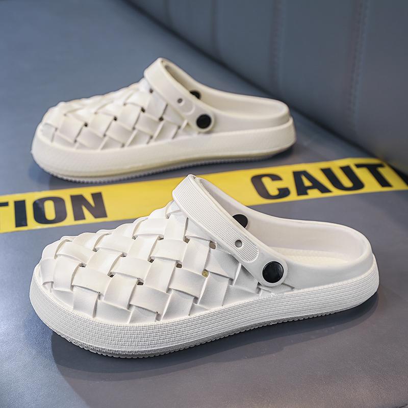 2025 Summer New Men's Fashion Comfortable Soft Light Casual Slippers Home Seaside Beach Non-slip Driving Office Baotou Slippers