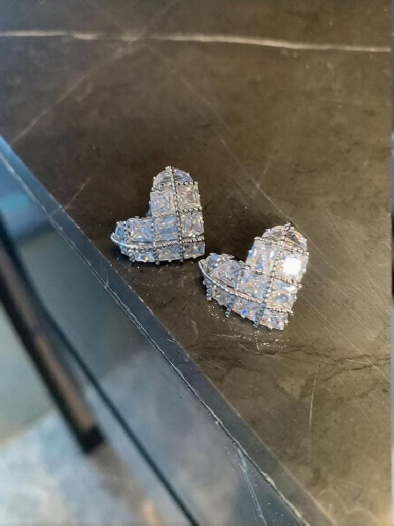 18 Karat Vergoldete Herz Zirkon Koreanischer Stil Ohrstecker - Einfaches und Luxuriöses Vielseitiges Design