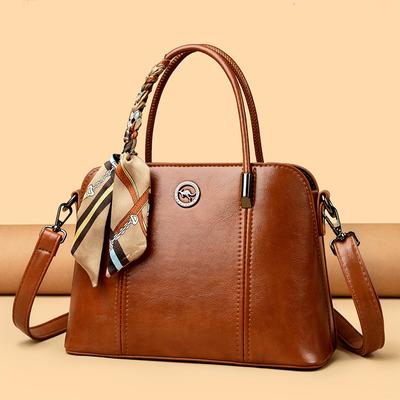 Women's Shoulder Bag Middle-aged Mom Large Capacity Commuter Bag Stylish Tote Bag