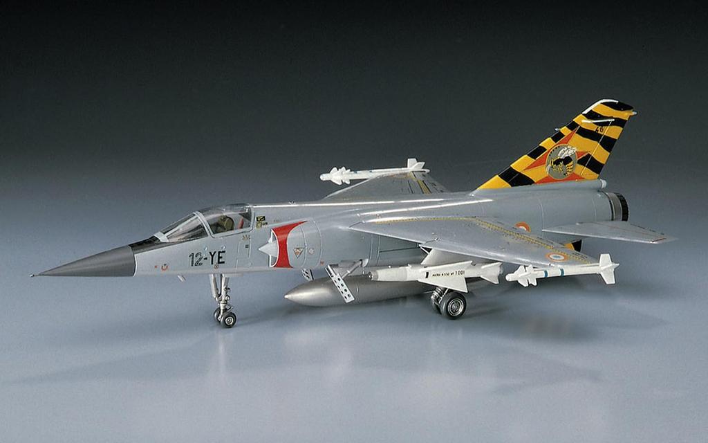 Hasegawa French Air Force Mirage Plastic Model Kit B4 1/72 F.1C