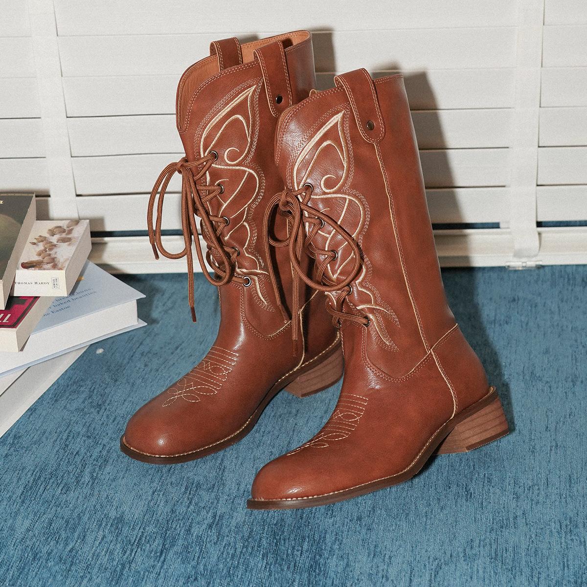 

Cowhide version~ Retro embroidered bow-tie western cowboy boots women s V-buckle versatile and thin thick heel fashion boots 43 темно-коричневого