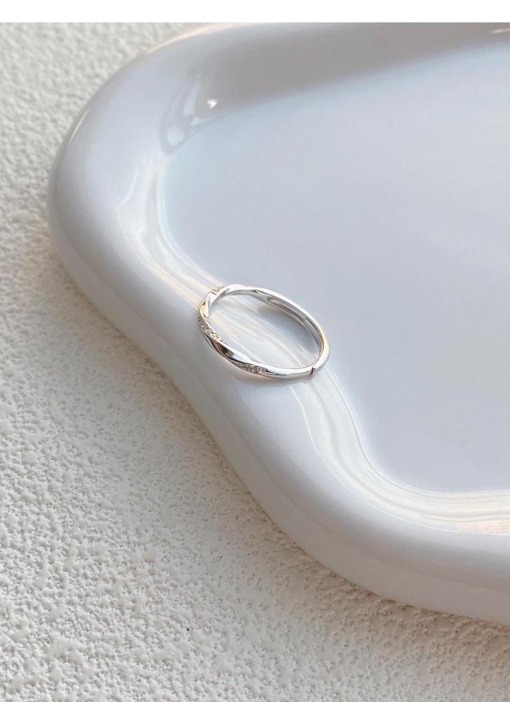 Adjustable 999 Sterling Silver Mobius Strip Couple Rings - Simple, Unique Band Pair