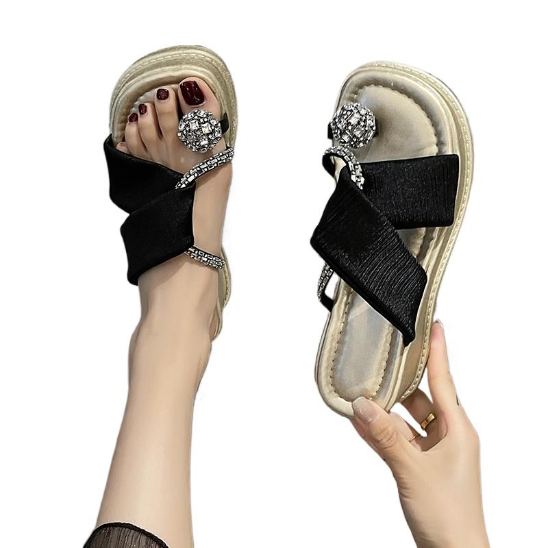 Mode 2024 Nieuwe Huispantoffels Platform Schoenen Vrouw Glitter Slippers Mode Laag Zomer Jelly Luxe Rubber PU Hoefhakken Stof