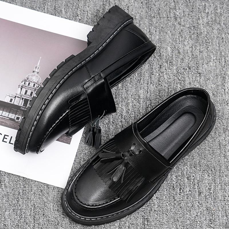 Lederschuhe Herren Business vielseitig Frühling und Herbst atmungsaktiv Britischer Stil lässige Lederschuhe zur Arbeit Hochzeit Trauzeugen Schuhe