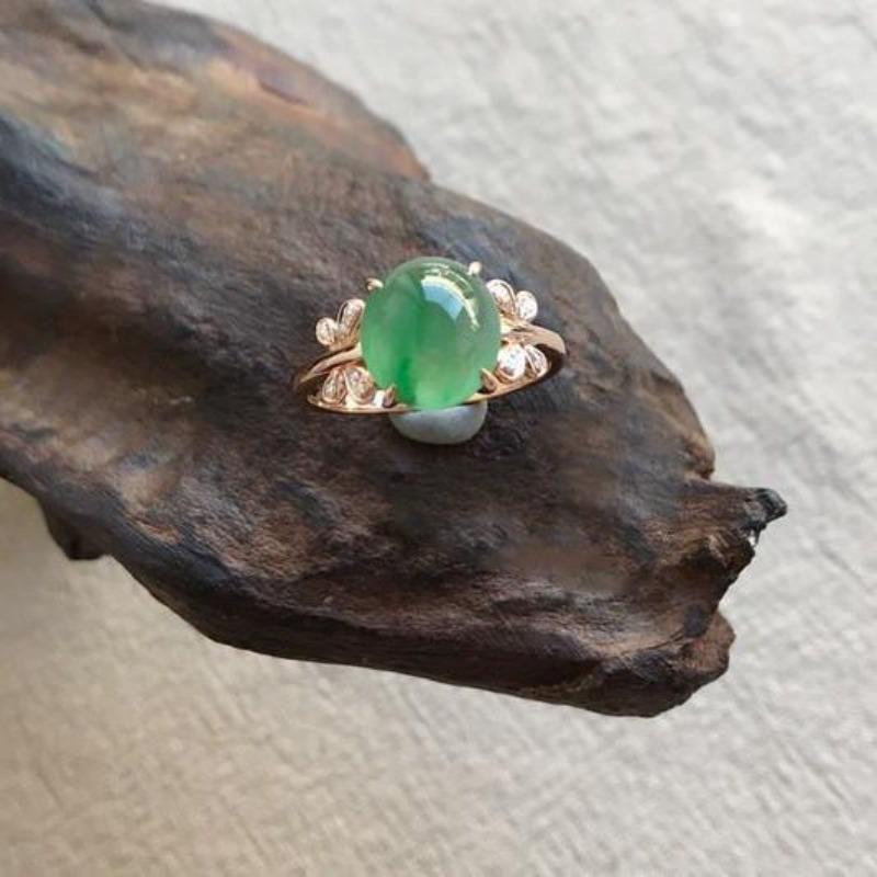 Vintage Classic Natural Chalcedony Green Rings for Women Retro Style Fashion New in Butterfly Ring Banquet Jewelry Gifts