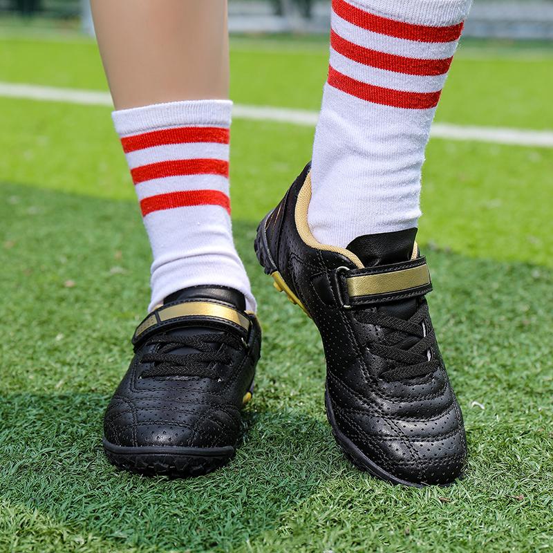 Children's Magic Sticker Rubber Soft Bottom Short Nail Football Boots