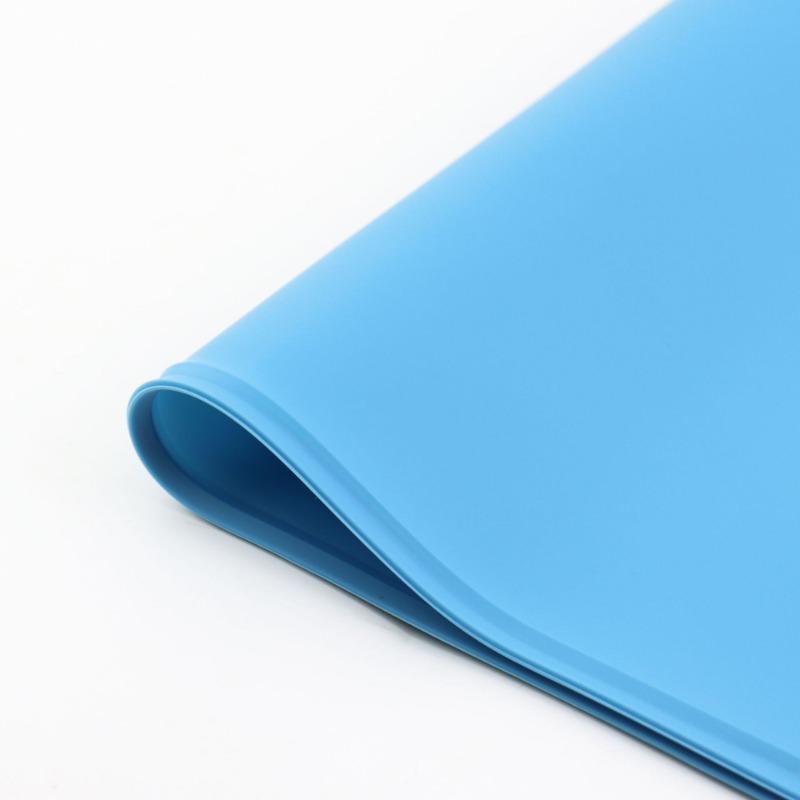 Tapete de silicone para alimentos para animais de estimação, portátil, à prova d'água, à prova de vazamentos, antiderrapante, almofada para tigela, almofada para gatos, cães, itens para animais de estimação, acessórios