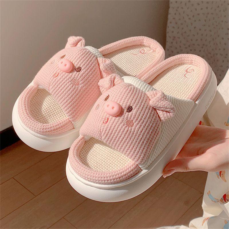 Lovely girls platform slippers with pig pink linen shoes for women 2025 new cloud slides Beach flipflops