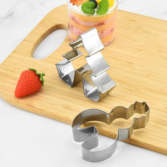 8/10/18/24Pcs Stainless Steel Cookie Cutter Set 3D Shape Design Various Patterns Holiday Cookie Mold Christmas Gift Baking Tool
