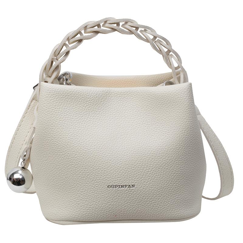 2025 New Bucket Bag Woven Handbag Women's High-end Fashion Vegetable Basket Bag Single Shoulder Messenger Bag Small Bag