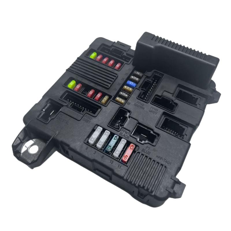 Pojistková skříňka motoru automobilu Modul ochrany baterie 8200306032 Pro Renault Megane Scene 2 2002-2006 8200306033 S118399300J