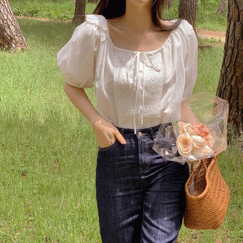 

Летняя милая кружевная лоскутная блузка женская шикарная рубашка с квадратным вырезом и пышными рукавами женская свободная элегантная офисная блузка на шнуровке 24142 XL белый