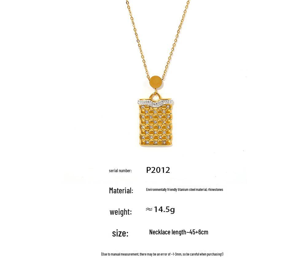 Minimalist Rectangular Plaid Pendant Necklace: Diamond-Studded Clavicle Chain In 18K Gold-Plated Titanium Steel.