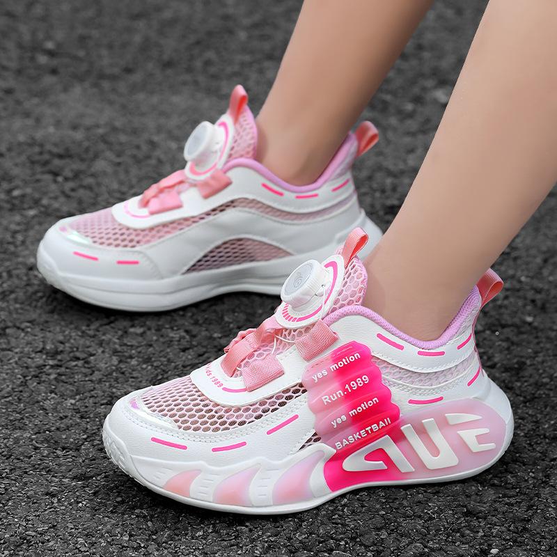 

Детская спортивная обувь лето новая обувь из одинарной сетки для мальчиков дышащая удобная легкая амортизирующая вращающаяся пряжка для мальчиков и девочек для бега с 39