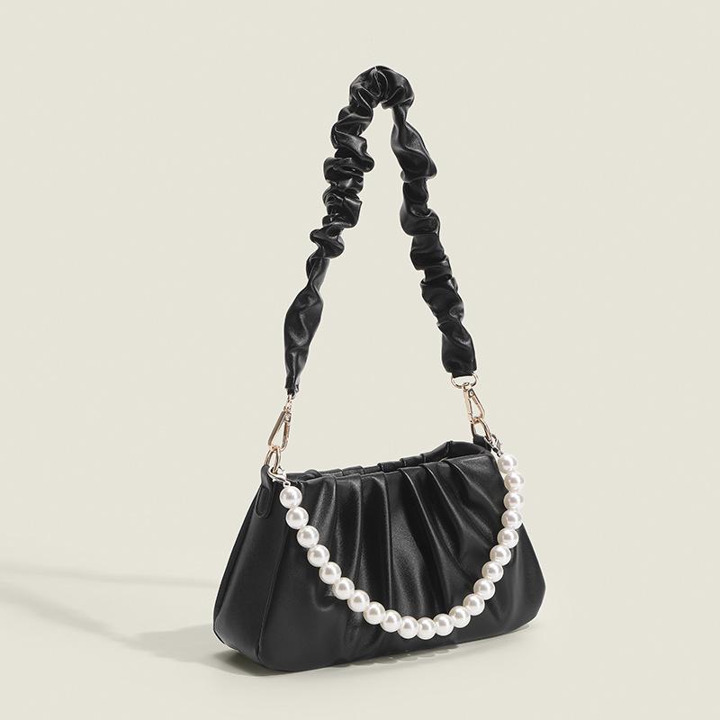 2026 High-End Soft Leather Cloud Bag: Women's Chain Pleated Shoulder & Crossbody Bag