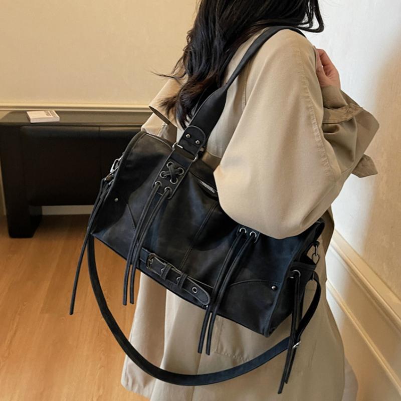 Retro Motorcycle Handbag Women Horiztal Tote Storage Tassel Design Pillow Shoulder Bag Trendy Large Capacity Soft Underarm Bag