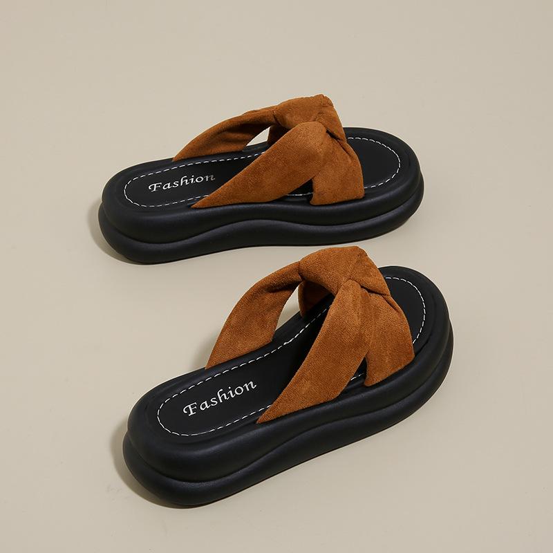 

Wind with a flip-flop skirt thick-bottomed fashion new cool slippers women wear 2025 summer fairy beach slippers women 35