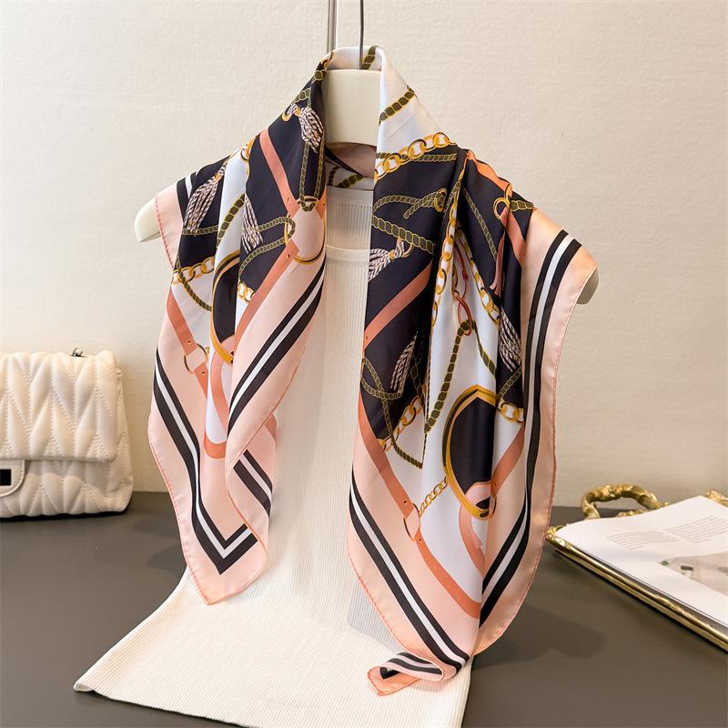 New Paisley Print Silk Scarf For Women Square Hijab Soft Neck Tie Female Fashion Decoration Silk Headscarf 70*70Cm Kerchief