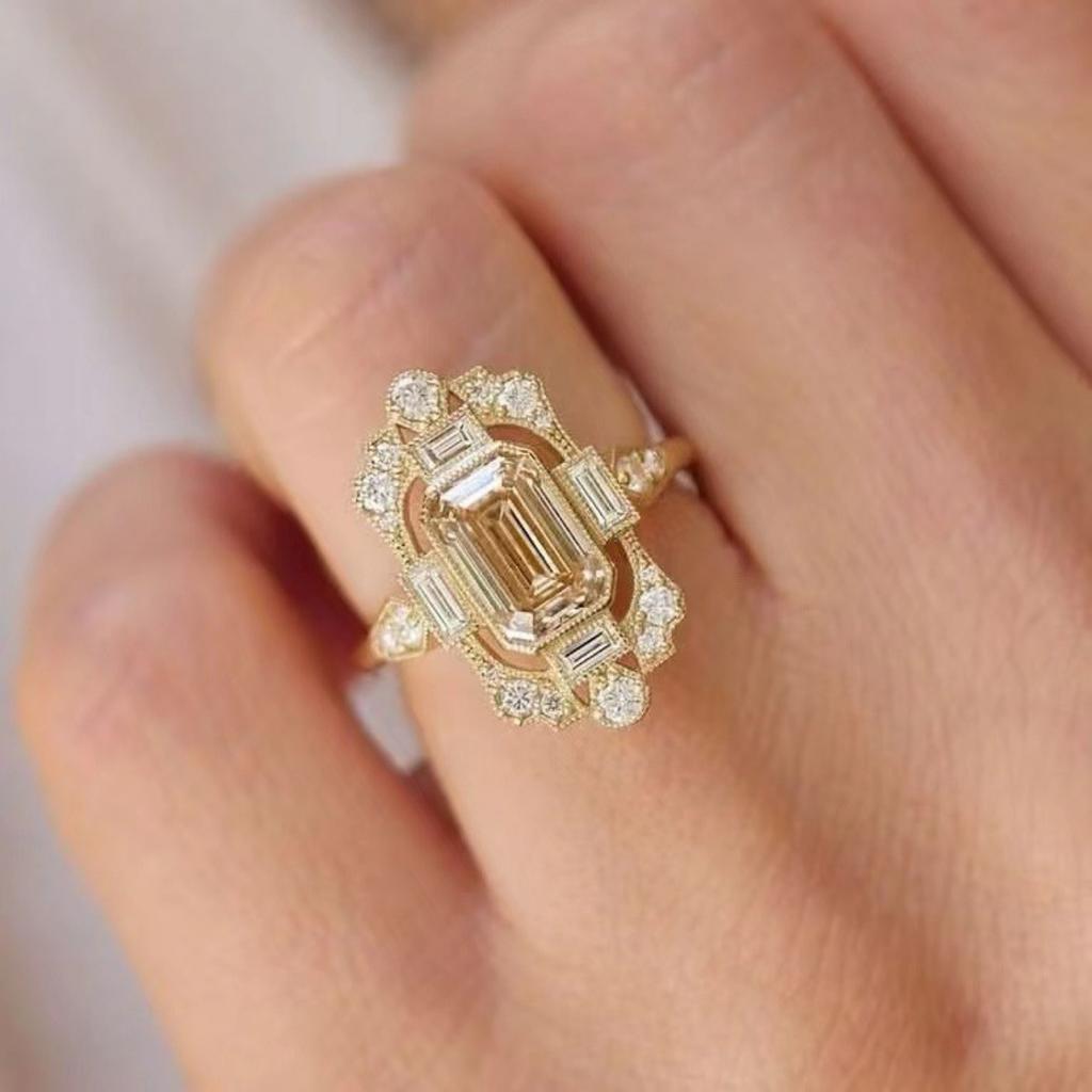 Luxury American Ins New Zircon Ring, Classical Style Inlaid Champagne Diamond Ring Women's Jewelry