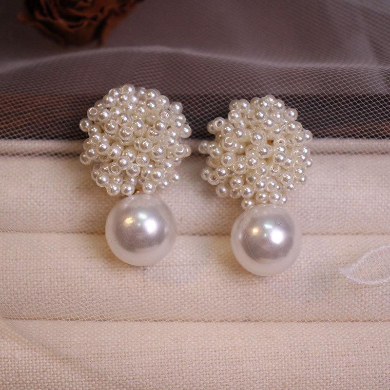 

New Baroque Style Handmade Pearl Flower Earrings For Women Statement Ear Studs Jewelry Gift 1 Pair