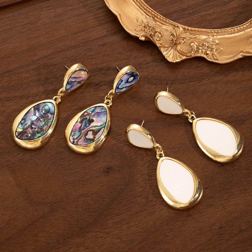 Light Luxury Medieval Stud Earrings Oval Water Drop Smudge Oil Painting Earrings Femininity French Retro Earrings
