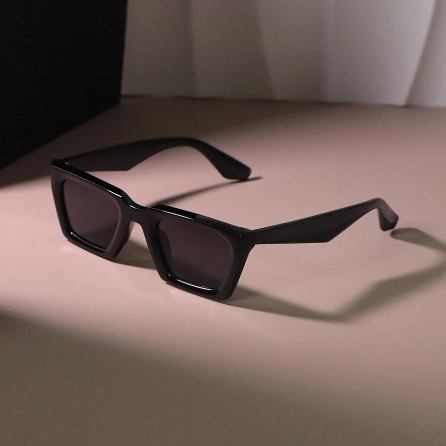 Retro Square Sunglasses Women Men Fashion Vintage Sun Glasses Female Male Brand Mirror Driving Travel Punk Shades