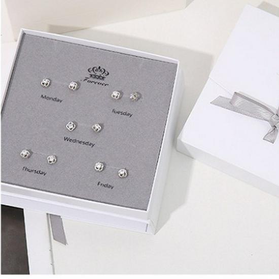 Qiyun Jewelry Packaging: Weekly Earrings Gift Box - Cardboard Storage for Holidays and Birthdays