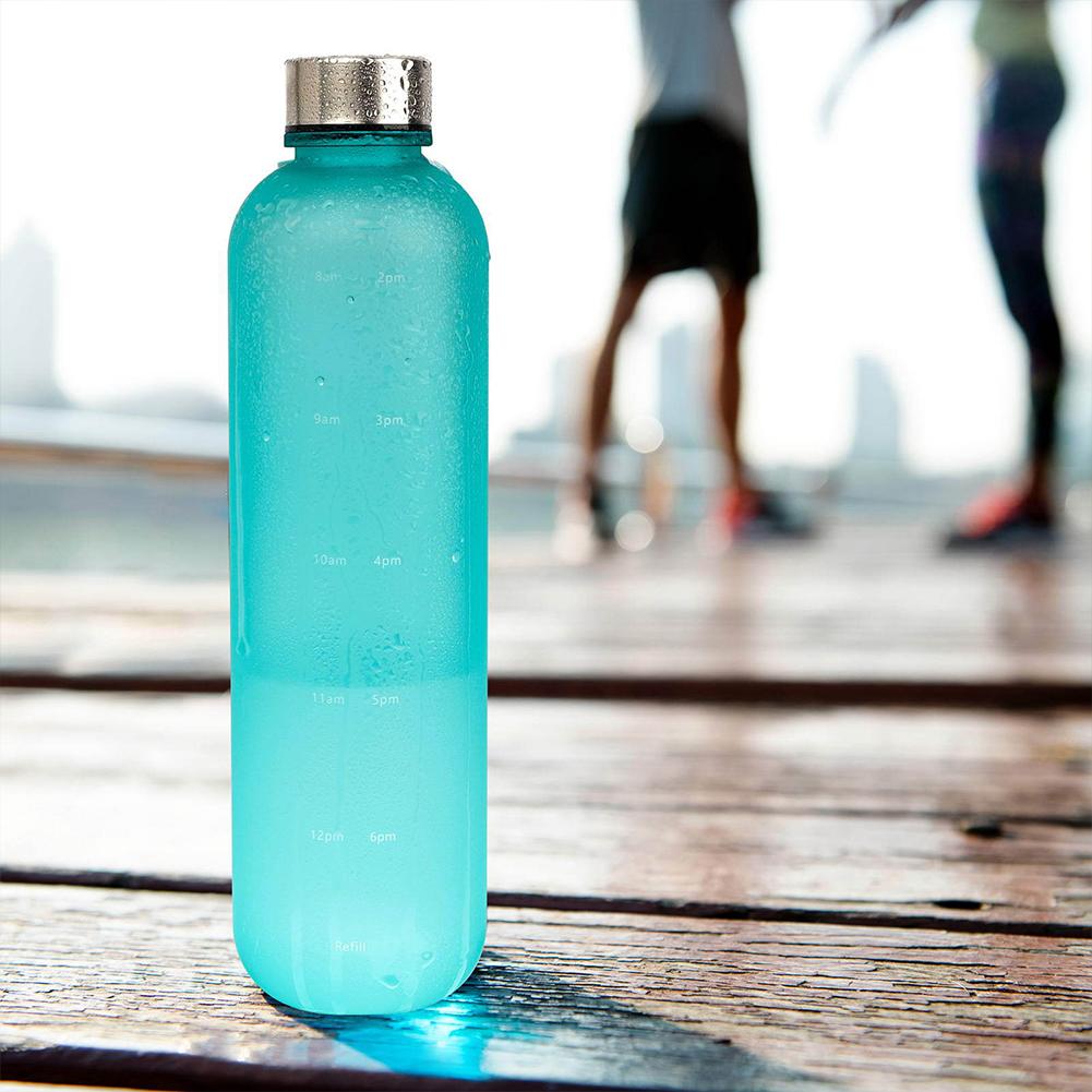 1000 ml Weltraumbecher mit Zeitmarkierung, tragbare Outdoor-Sportflasche, mattierte Farbverlauf-Tasse