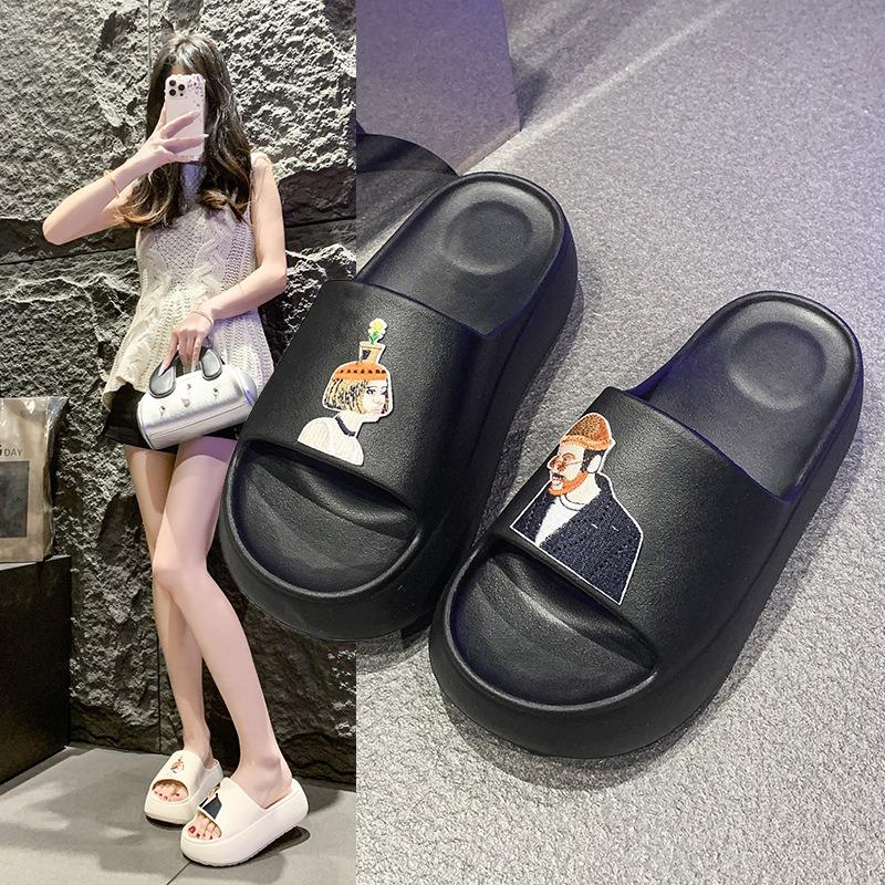 Cartoon cute animation print one-word drag female summer girl home small man height v muffin cool slippers