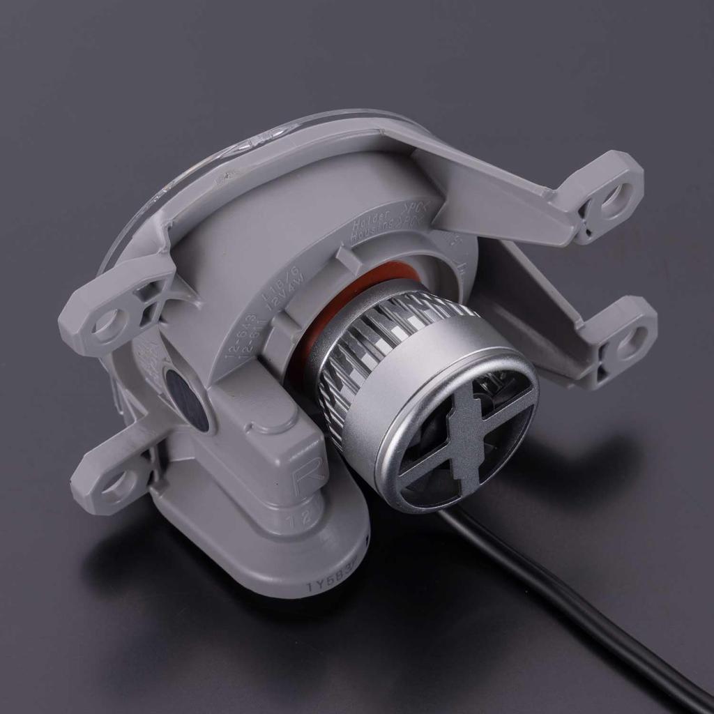 Valenti Jewel LED Exchange Fog Bulbs with High Switching for Toyota Hiace Series 7th Bi-Color Lumens, 2-Color (200 Generation) [LFG206-WY]