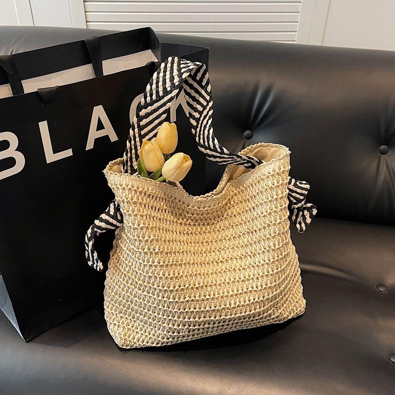 Large Capacity Straw Bag Women 2025 New Summer Seaside Beach Vacation Shoulder Bag Commuter Idle Style Tote Bag