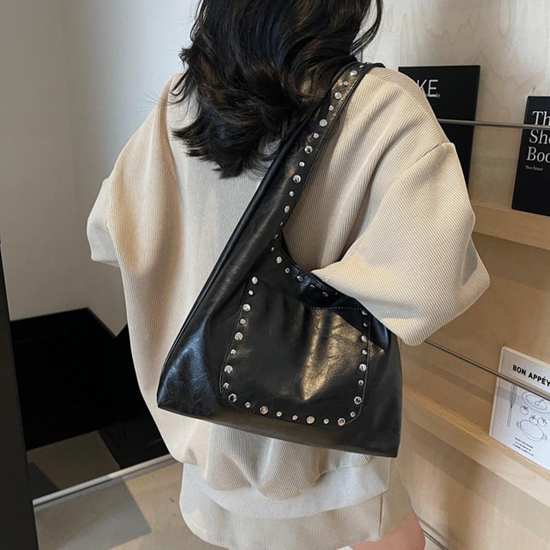 Women's Retro Rivet Solid Color Commuting Travel Shopping Tote Bag Versatile Large Capacity Shoulder Bag CLE