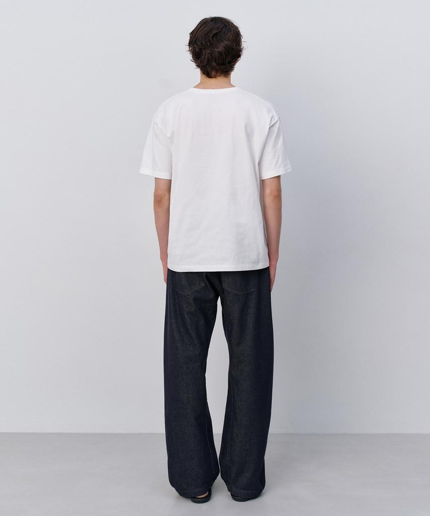 INSILENCE Knotted Graphic T-Shirt White