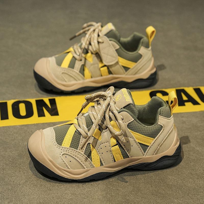 Boys shoes autumn new children's non-slip soft-soled sneakers medium and large children's boys running hiking shoes