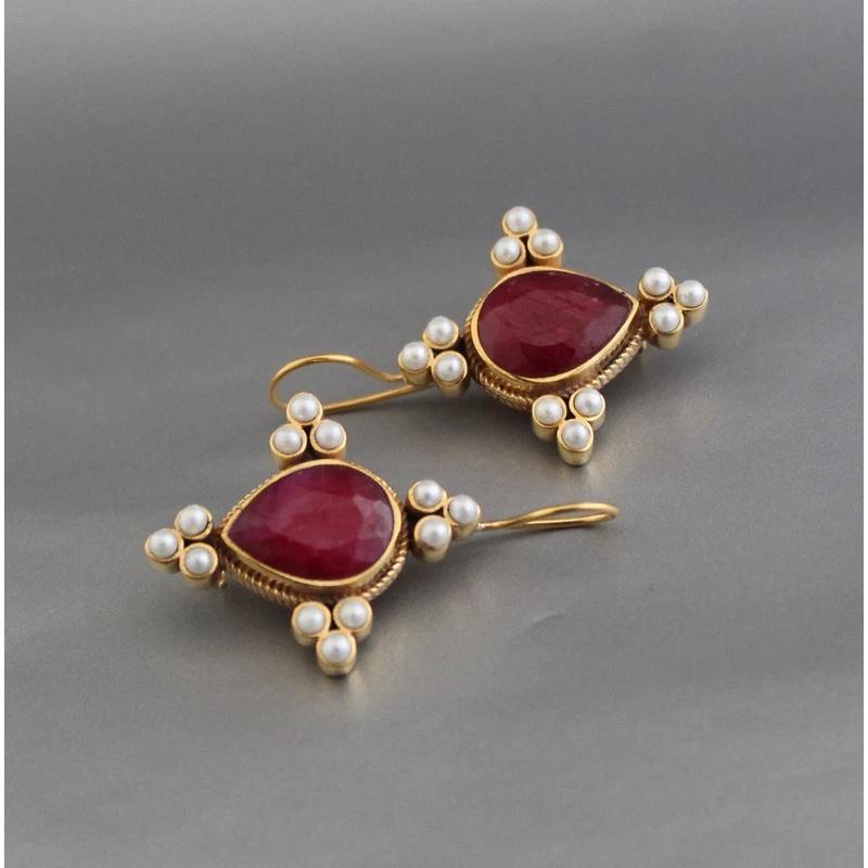 Elegant Retro Geometric Pearl Pendant Pendant Pendant Pendant Earrings Women s Exquisite Pendant Wedding Jewelry Gift красный